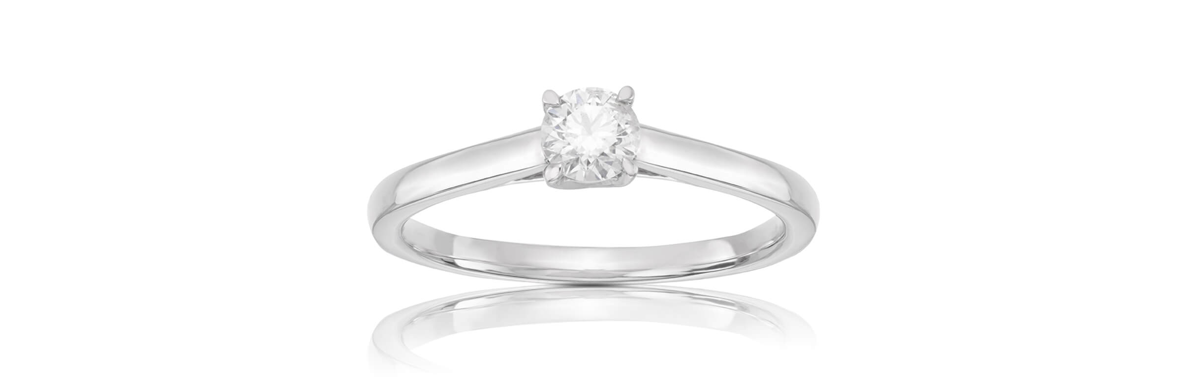 Image of solitaire engagement ring